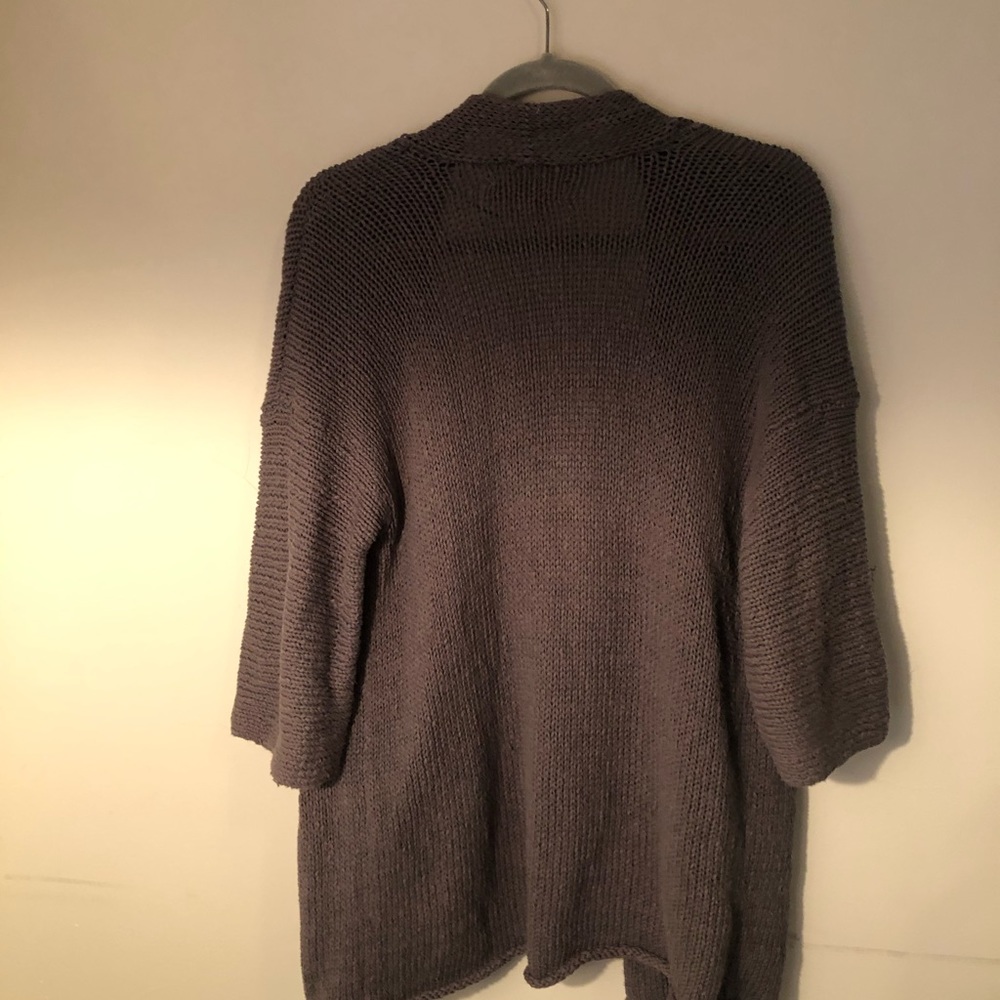 Open “shrug” - Picture 3 of 4